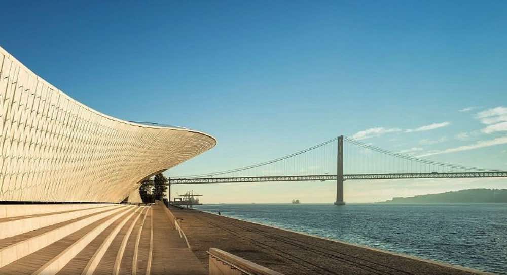 MAAT - Museum of Art, Architecture and Technology, waterfront